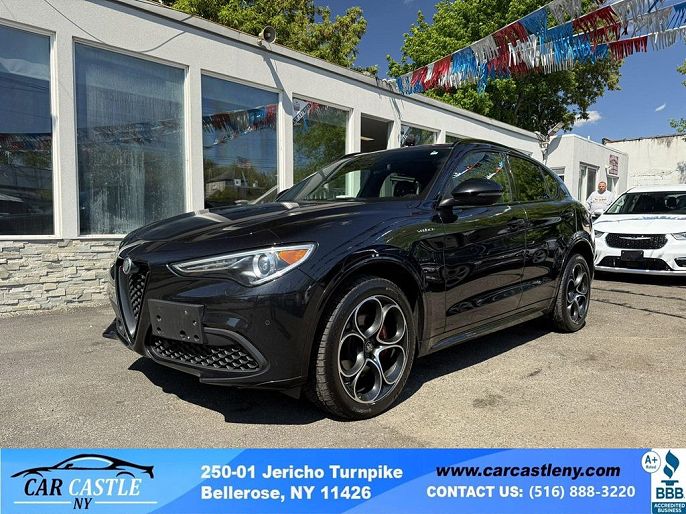 2022 Alfa Romeo Stelvio