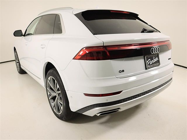 2024 Audi Q8