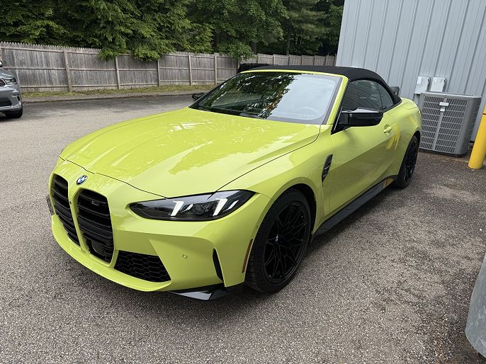 2025 BMW M4