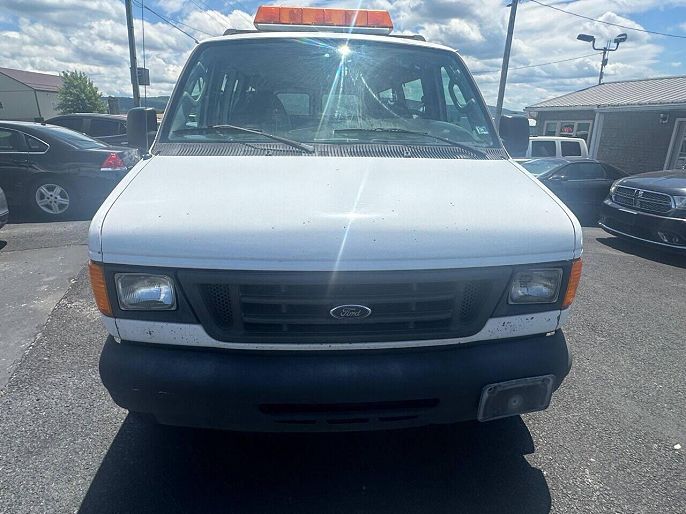 2005 Ford Econoline