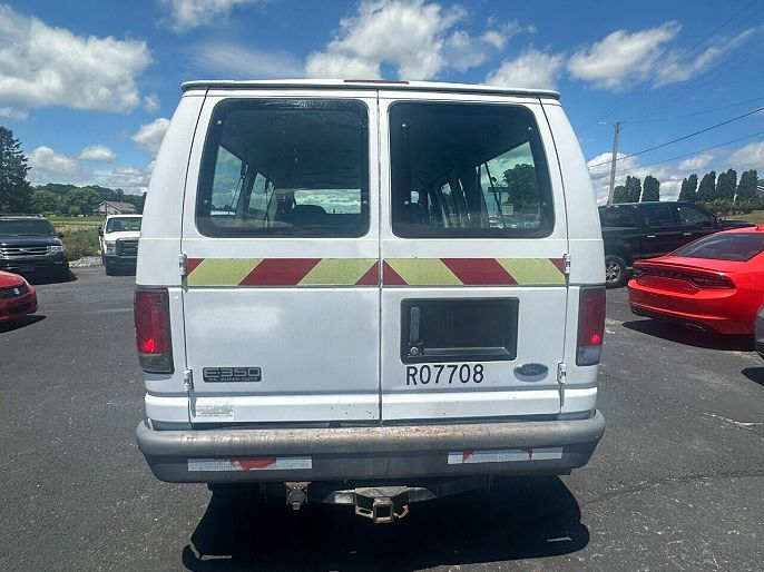 2005 Ford Econoline