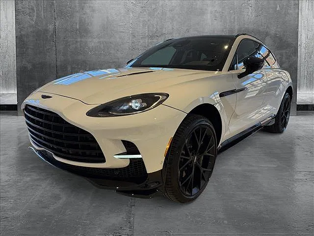 2025 Aston Martin DBX