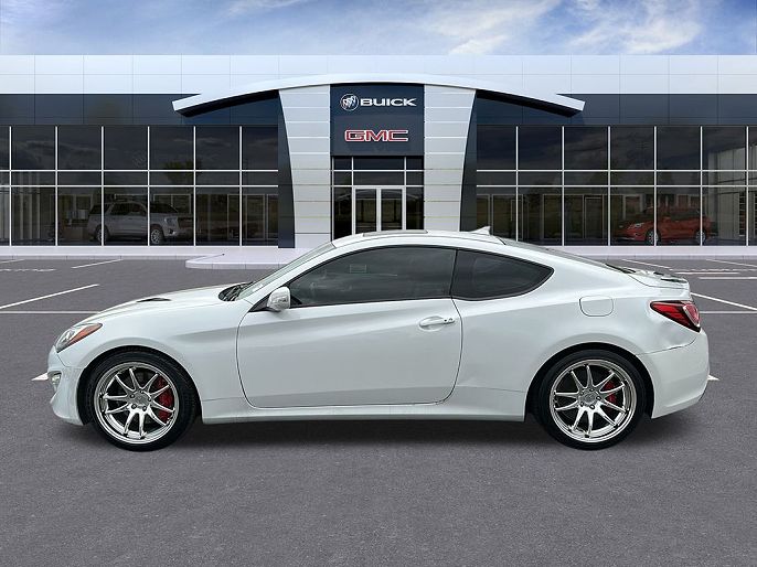 2013 Hyundai Genesis