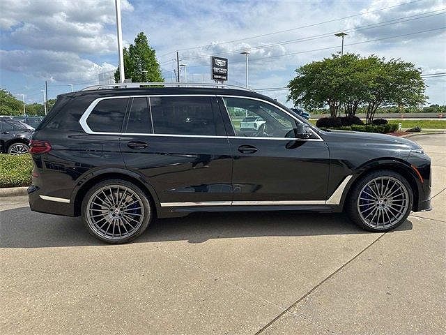 2024 BMW X7