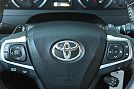 2017 Toyota Camry SE image 11