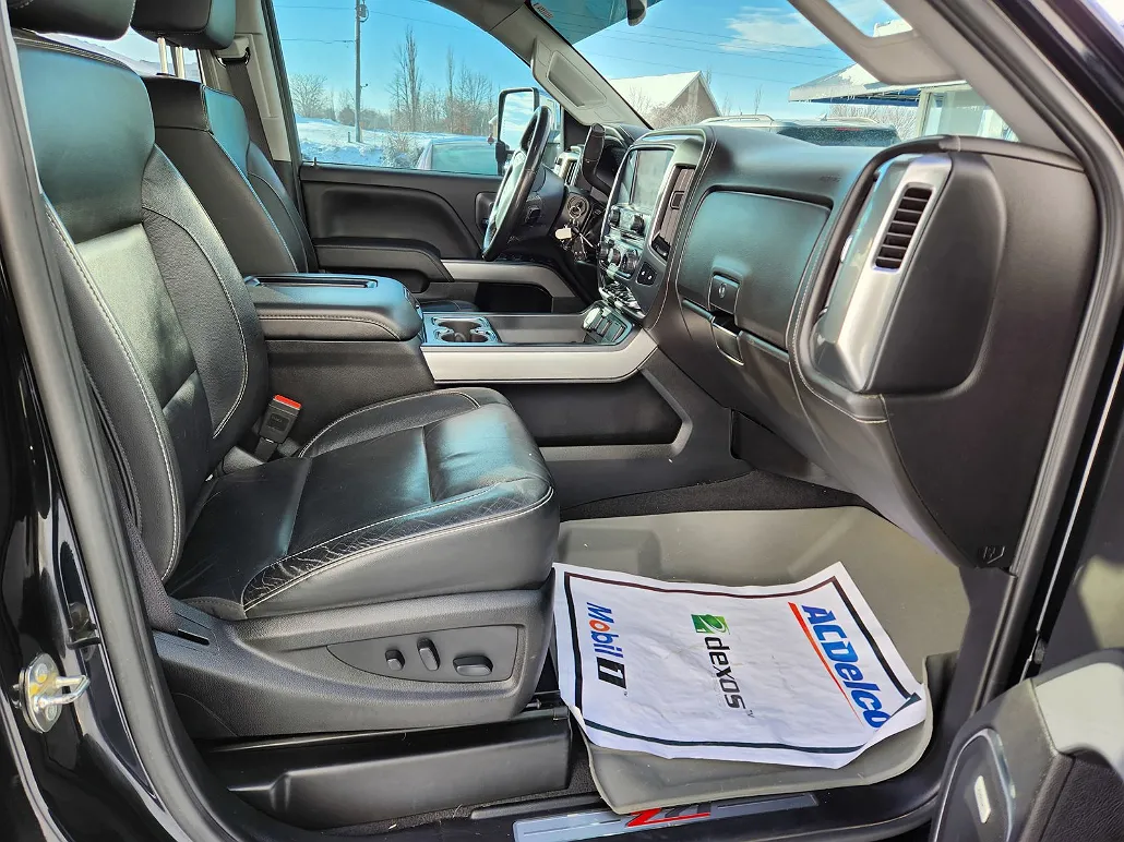 2019 Chevrolet Silverado 2500HD LTZ image 5
