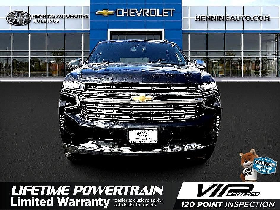 2022 Chevrolet Suburban Premier image 1