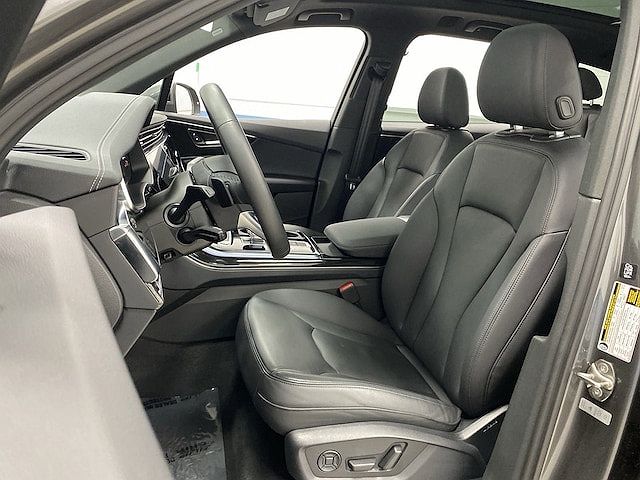 2023 Audi Q7 Premium image 3