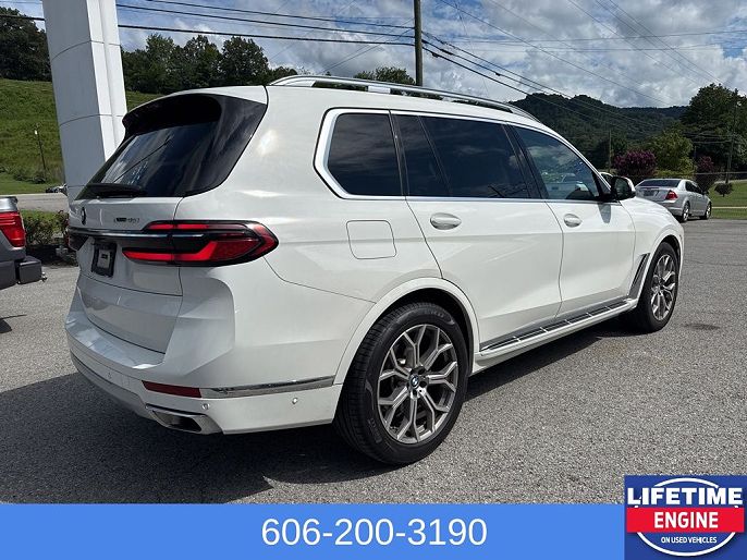 2024 BMW X7