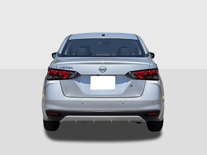 2025 Nissan Versa