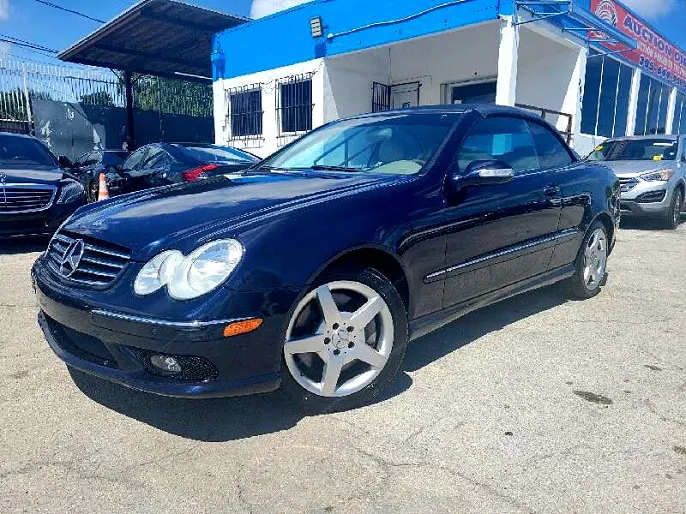 2005 Mercedes-Benz CLK