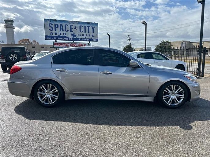 2012 Hyundai Genesis