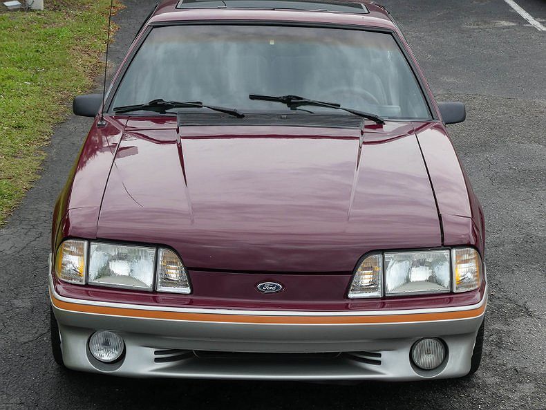 1988 Ford Mustang GT image 16