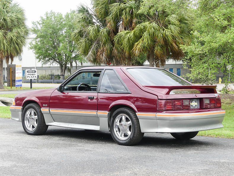 1988 Ford Mustang GT image 23