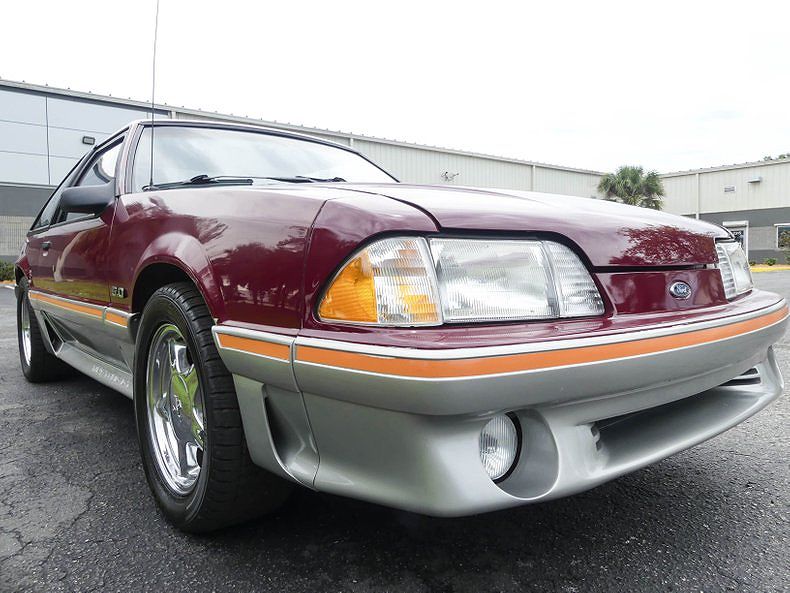 1988 Ford Mustang GT image 29