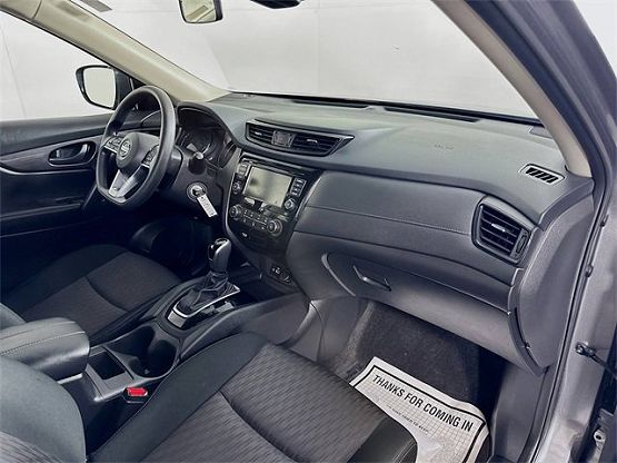 2020 Nissan Rogue S photo 11