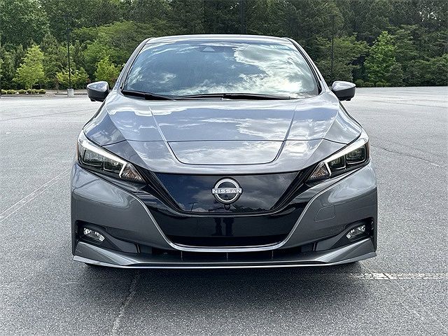 2024 Nissan Leaf SV image 1
