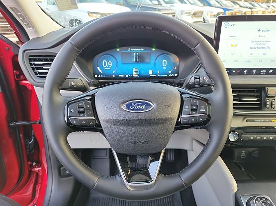 2025 Ford Escape Platinum photo 4