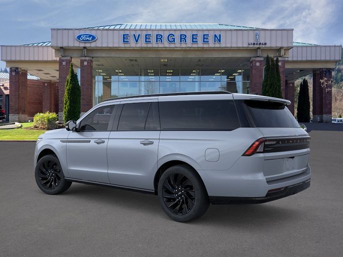 2026 Lincoln Navigator L