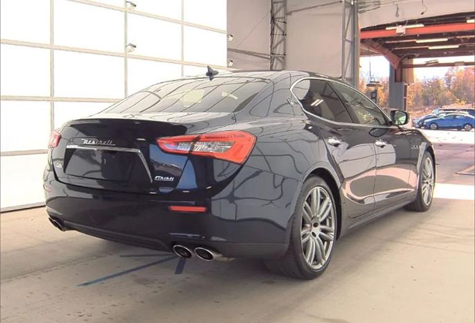 2017 Maserati Ghibli
