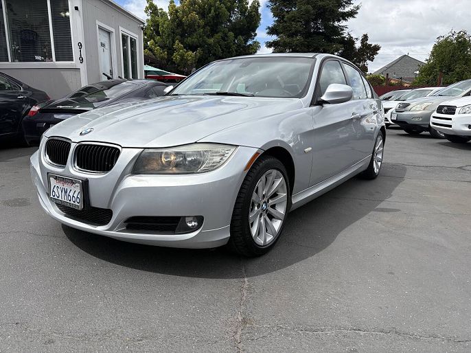 2011 BMW 3 Series