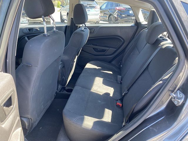 2019 Ford Fiesta SE image 11