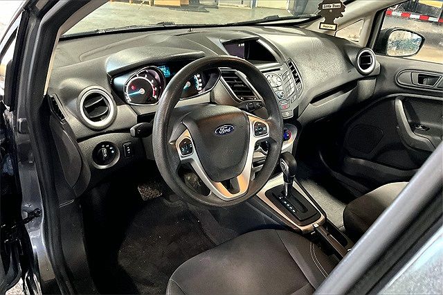 2019 Ford Fiesta SE image 12