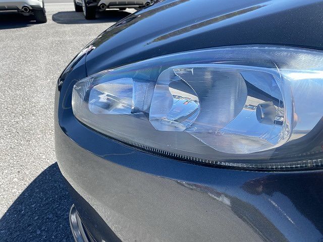 2019 Ford Fiesta SE image 18