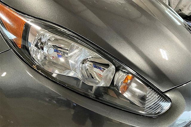 2019 Ford Fiesta SE image 29