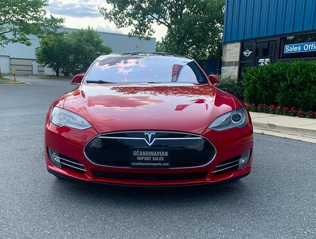 2015 Tesla Model S