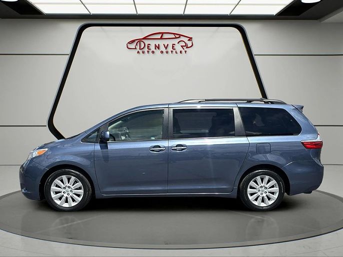 2015 Toyota Sienna