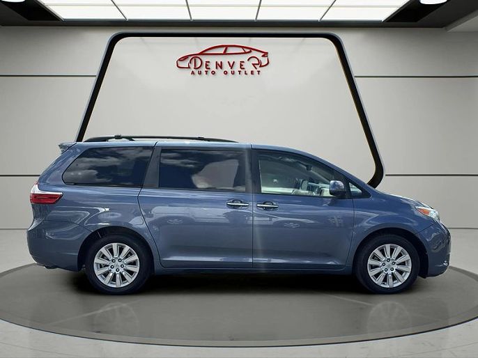 2015 Toyota Sienna