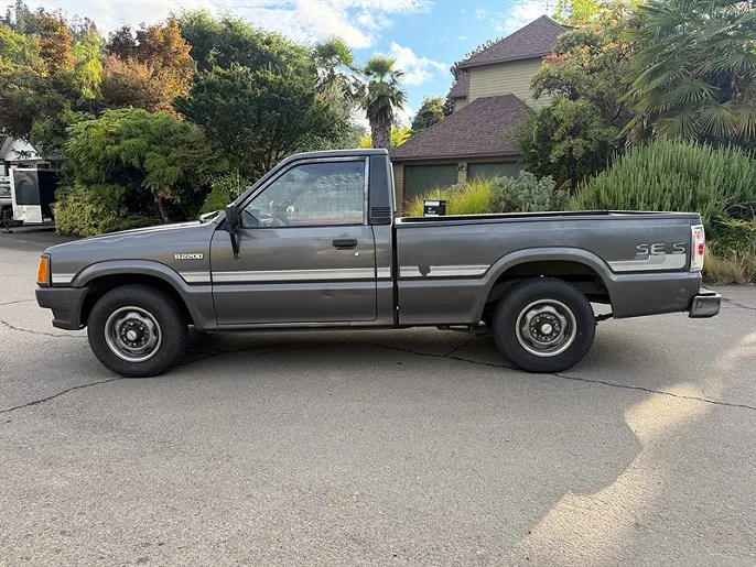1987 Mazda B-Series