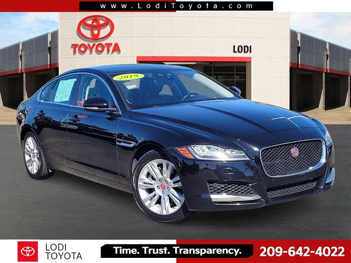 2019 Jaguar XF