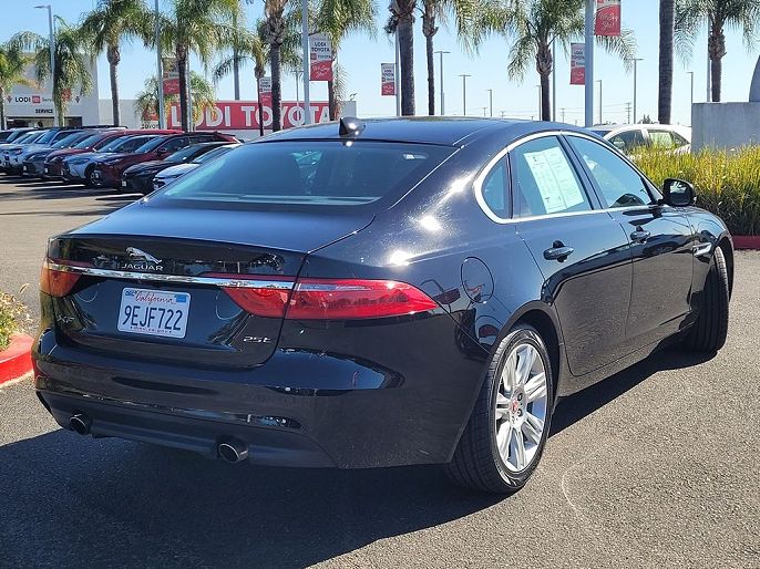 2019 Jaguar XF