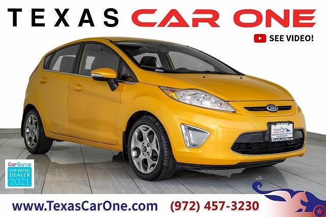2011 Ford Fiesta SES image 0