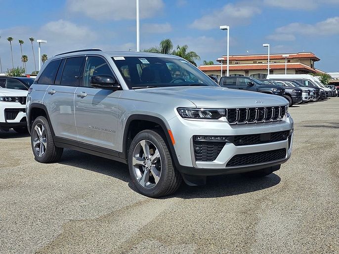 2026 Jeep Grand Cherokee