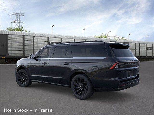 2025 Lincoln Navigator L