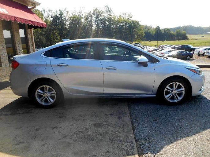 2017 Chevrolet Cruze