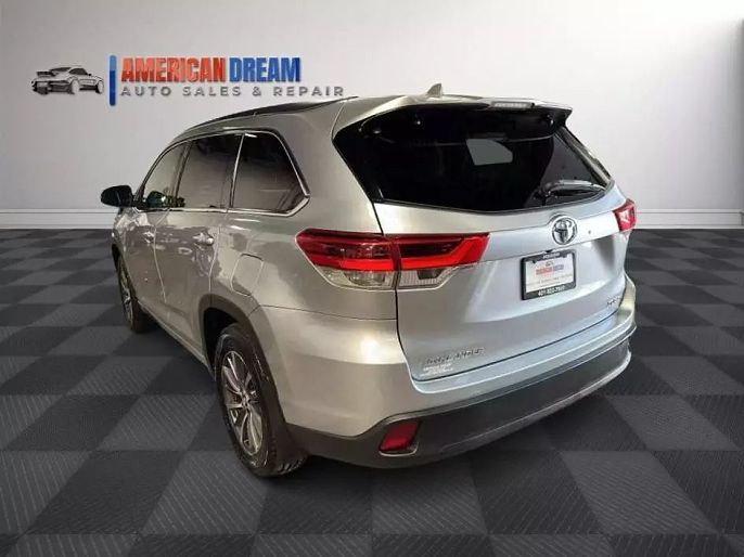 2017 Toyota Highlander