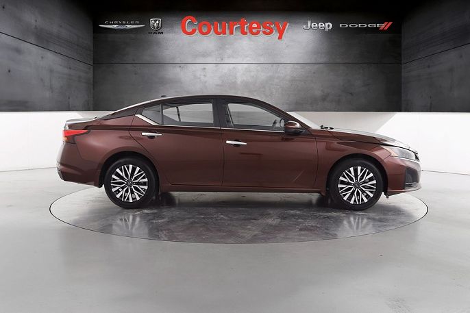 2023 Nissan Altima