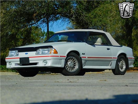 1988 Ford Mustang GT image 1