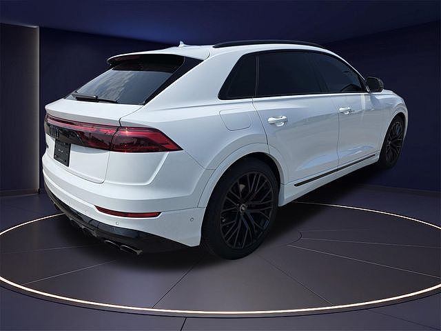 2024 Audi SQ8