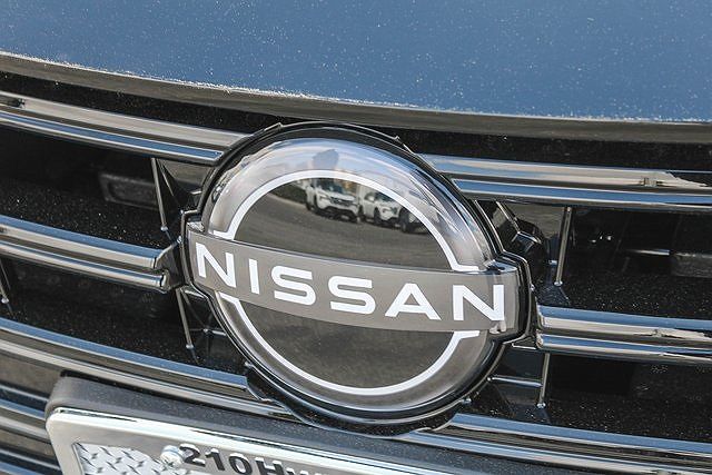 2024 Nissan Versa S image 4