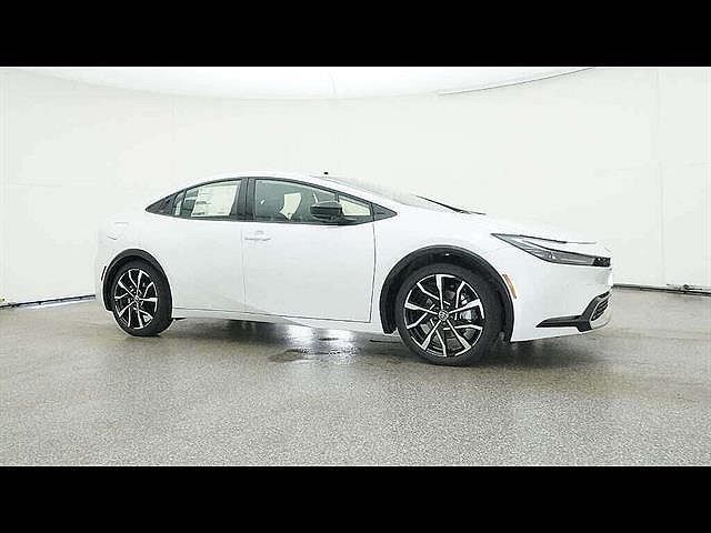 2026 Toyota Prius Plug-in