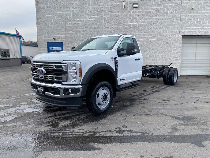 2025 Ford F-550