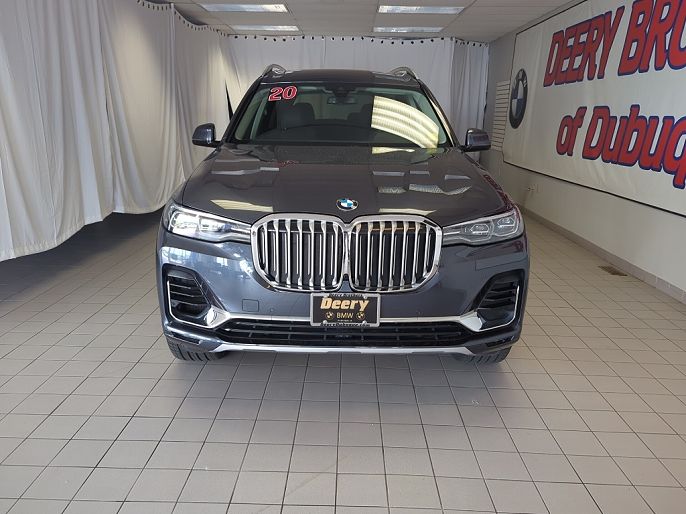 2020 BMW X7