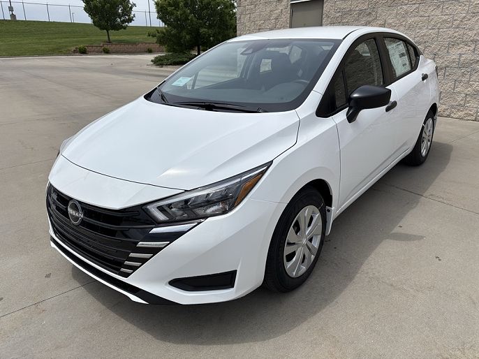 2025 Nissan Versa