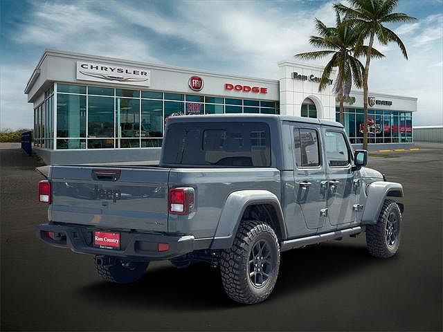 2025 Jeep Gladiator