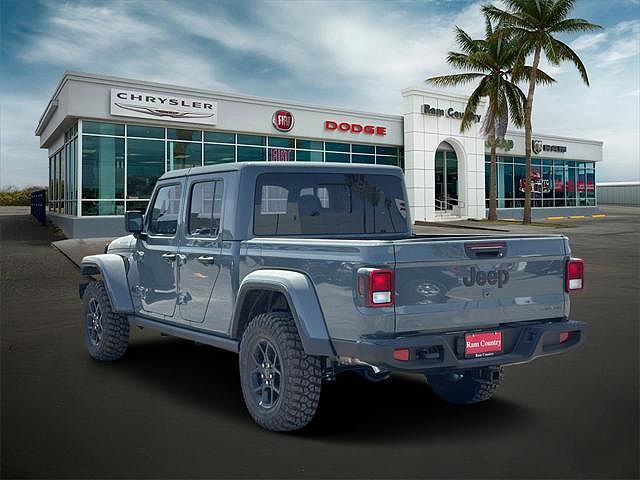 2025 Jeep Gladiator